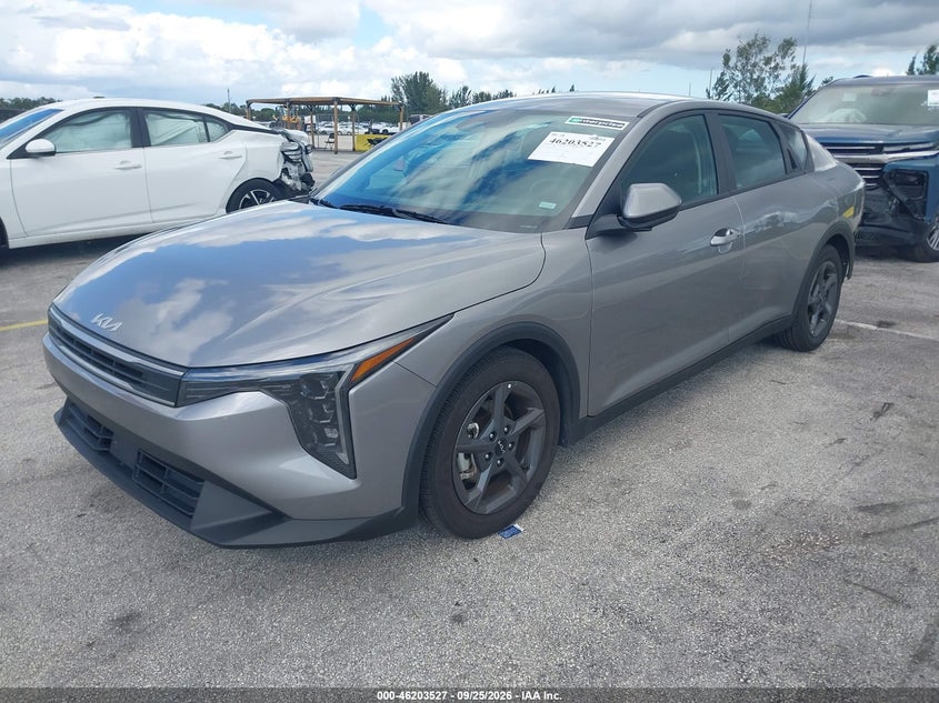 Vin: 3kpft4de3te292737, lot: 46703439, kia k4 lxs 20262