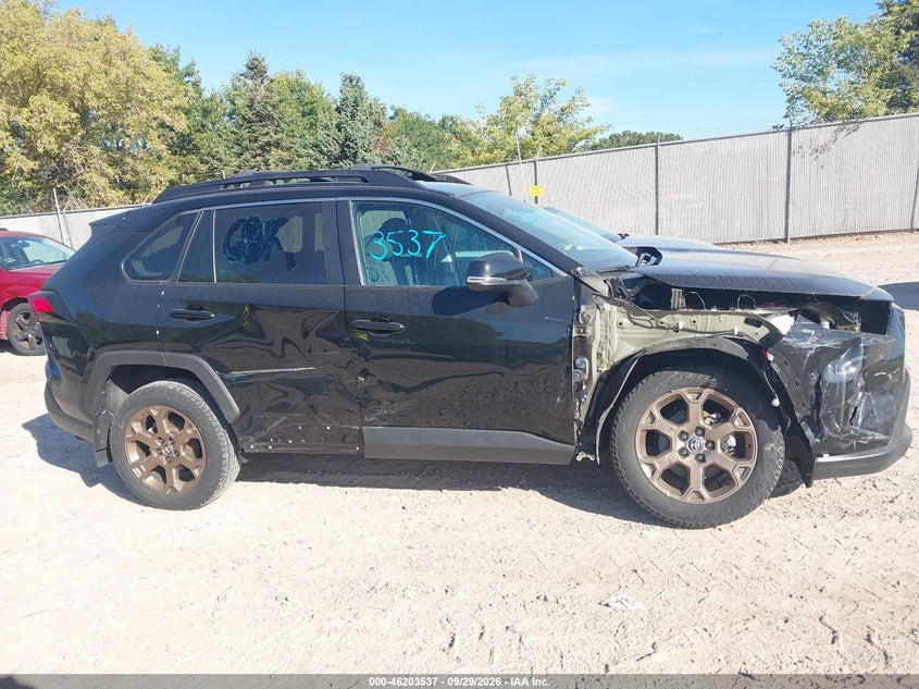 TOYOTA RAV4 HYBRID - zdjęcie 13