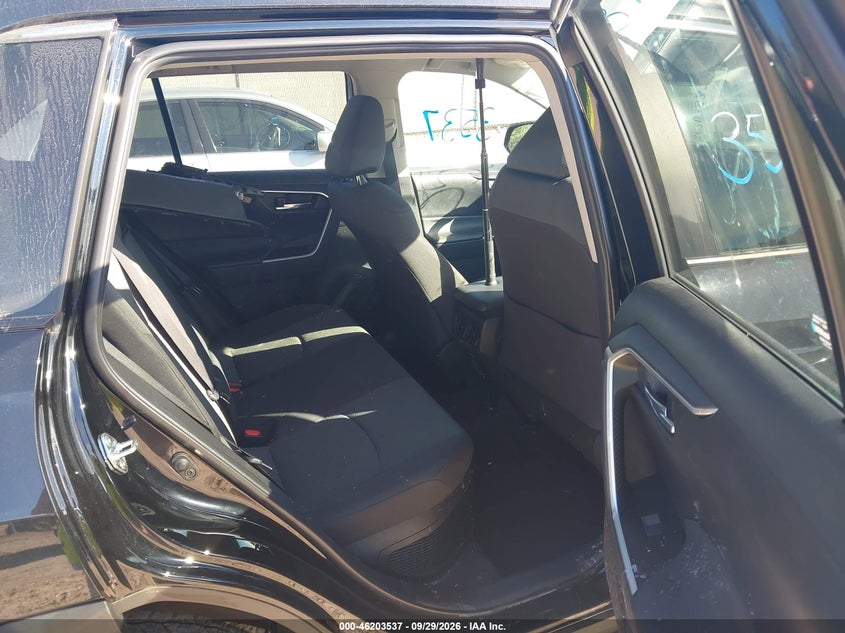 TOYOTA RAV4 HYBRID - zdjęcie 8