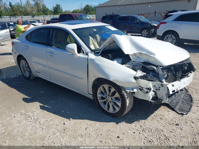 Vin: jthbw1gg0d2021794, lot: 46703481, lexus es 300h hybrid 2013 img_1