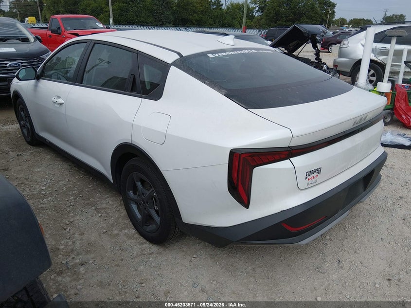 Vin: 3kpft4de0te328528, lot: 46703483, kia k4 lxs 20263