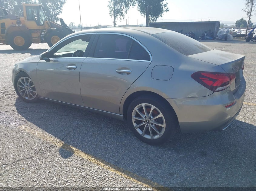 Vin: wdd3g4eb4kw027024, lot: 46703539, mercedes-benz a 220 20193
