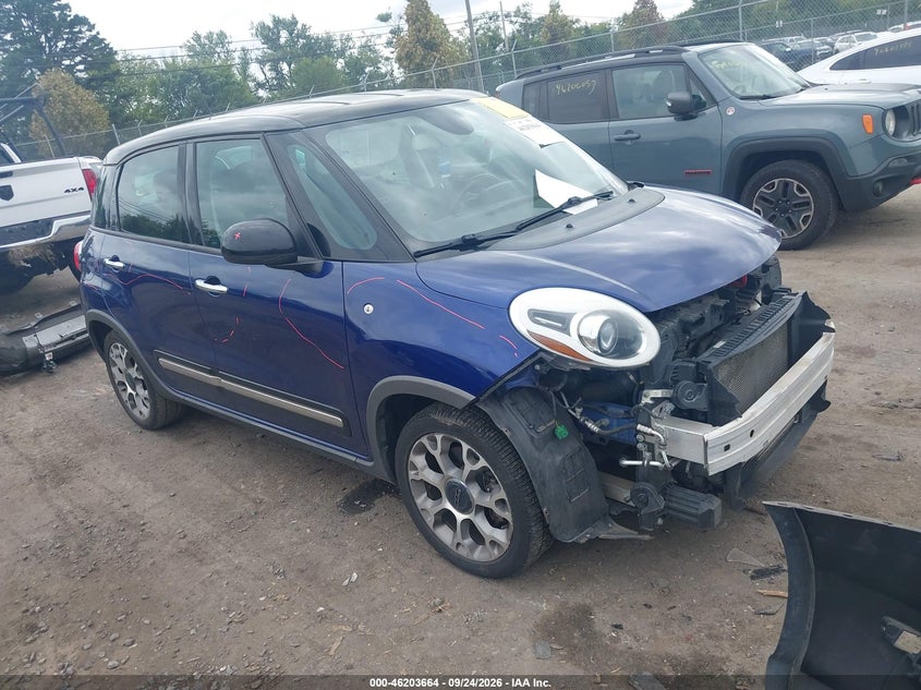 2015 FIAT 500L TREKKING