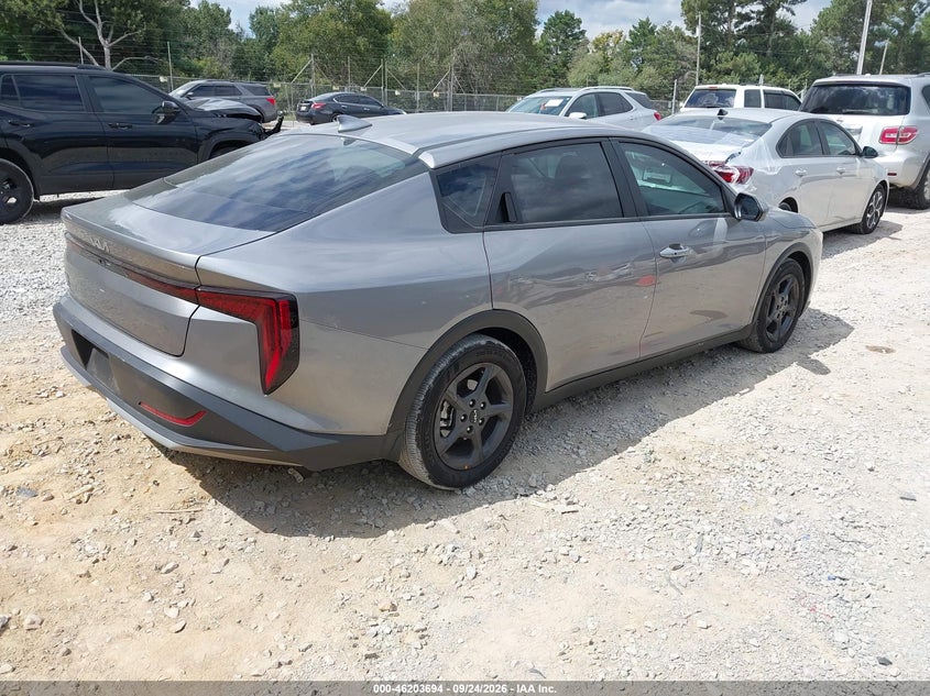 Vin: 3kpft4de7se188895, lot: 46703606, kia k4 lxs 20254