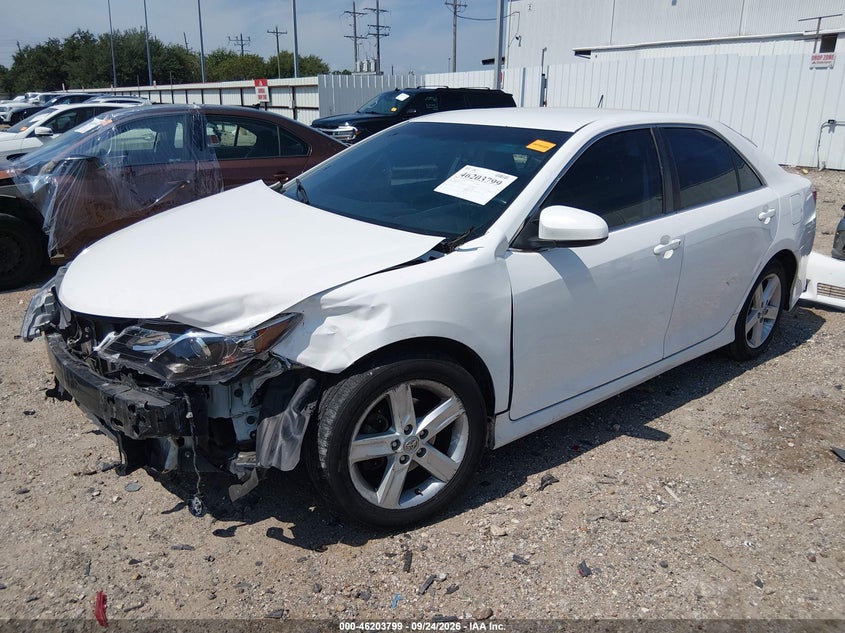Vin: 4t1bf1fk9eu832454, lot: 46703711, toyota camry se 20142