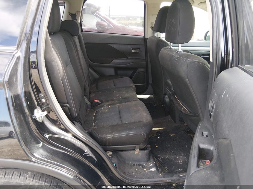 MITSUBISHI OUTLANDER 2016 VIN JA4AZ3A32GZ058051