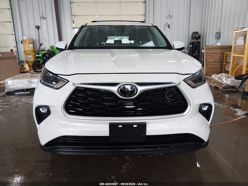 TOYOTA HIGHLANDER - zdjęcie 12