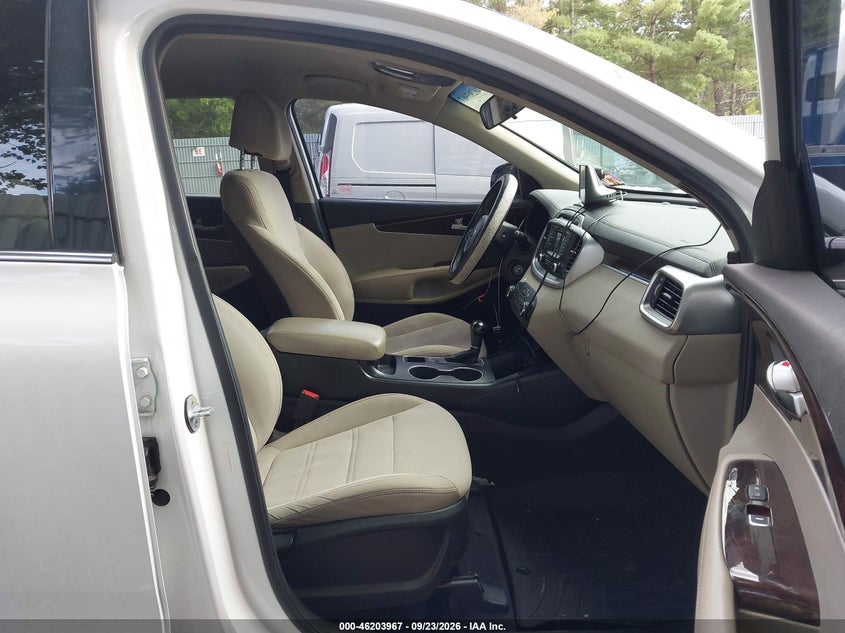 KIA SORENTO 2017 VIN 5XYPGDA52HG280666