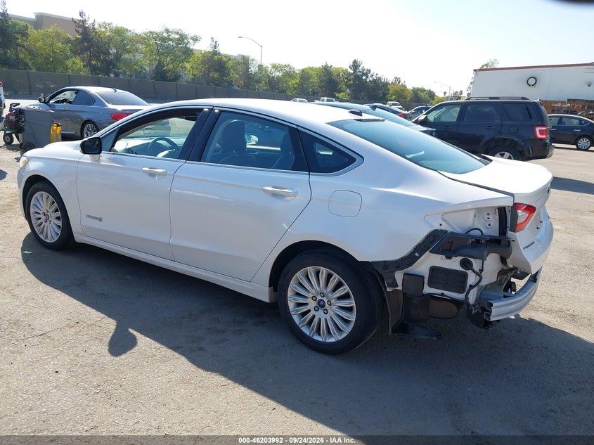 Vin: 3fa6p0lu2dr371208, lot: 46703904, ford fusion hybrid se 20133