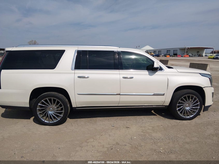 CADILLAC ESCALADE ESV - zdjęcie 13