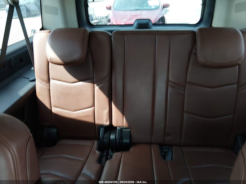 CADILLAC ESCALADE ESV - zdjęcie 19
