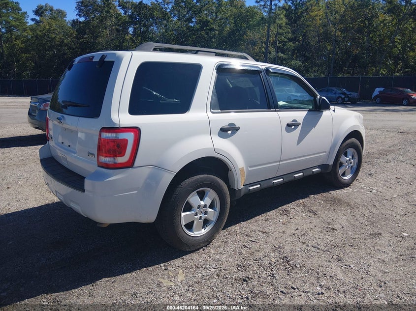 Vin: 1fmcu9dg1cka81138, lot: 46704077, ford escape xlt 20124