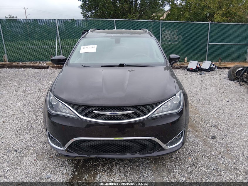 CHRYSLER PACIFICA 2018 VIN 2C4RC1BGXJR309528