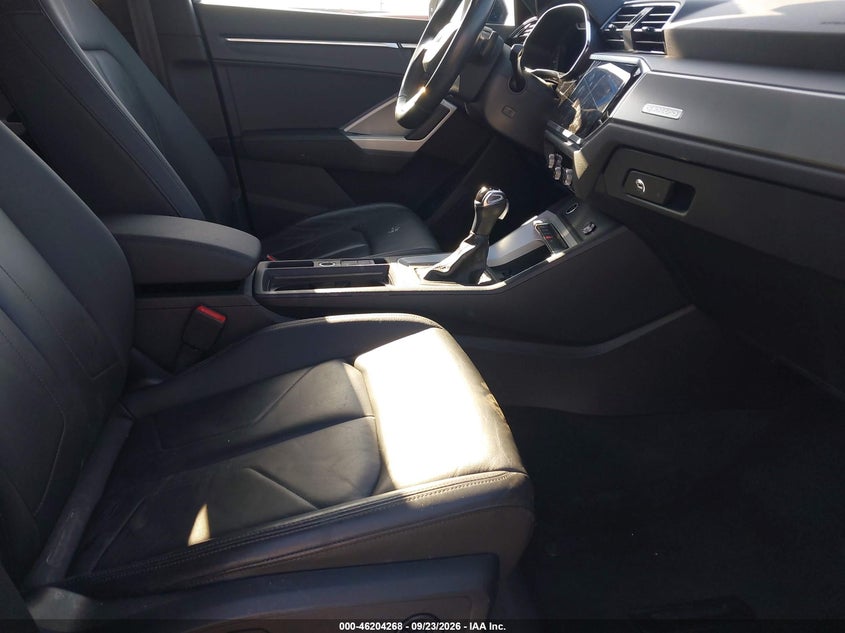 AUDI Q3 - zdjęcie 5