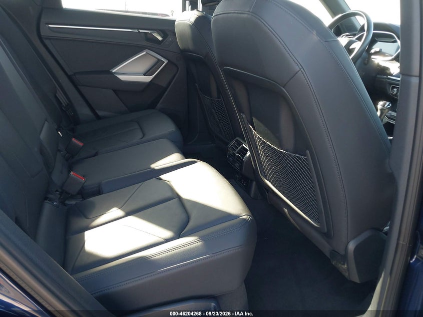 AUDI Q3 - zdjęcie 8