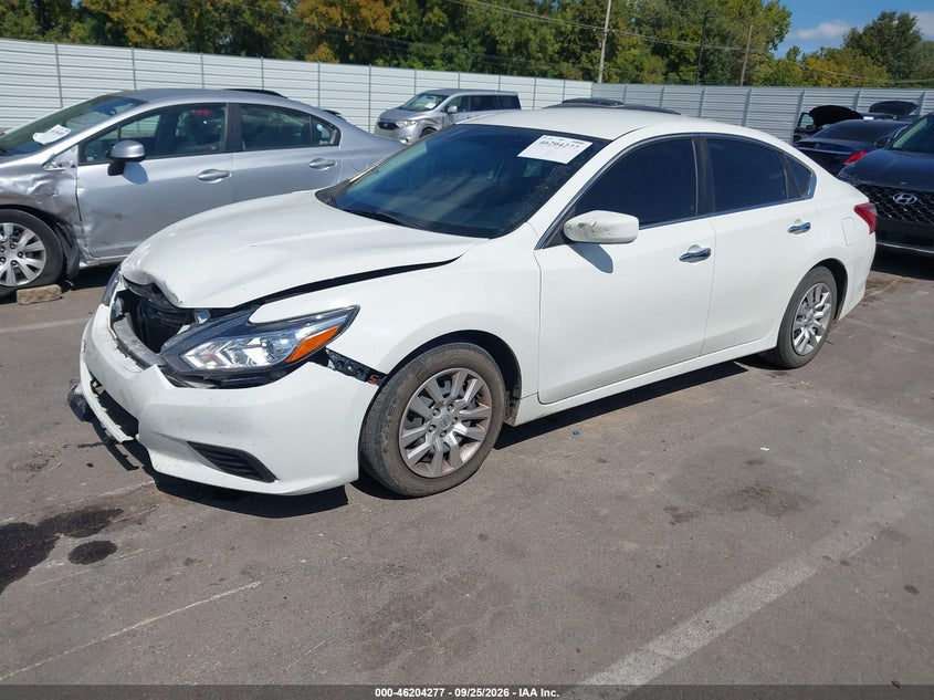2017 Nissan Altima, Удар спереду, IAAI, VIN 1N4AL3AP7HC144346 — фото 2