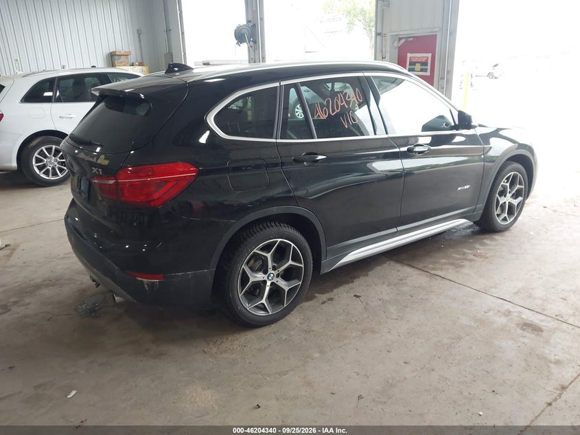 BMW X1 - zdjęcie 4