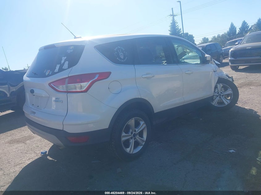 Vin: 1fmcu0gx7euc50822, lot: 46704381, ford escape se 20144