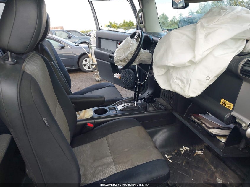 TOYOTA FJ CRUISER 2013 VIN JTEBU4BFXDK158650