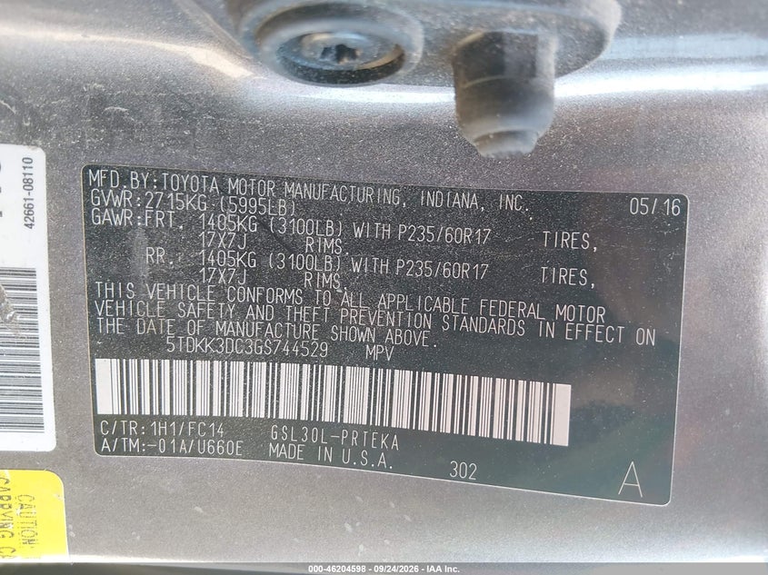 2016 TOYOTA SIENNA LE · Photo 9
