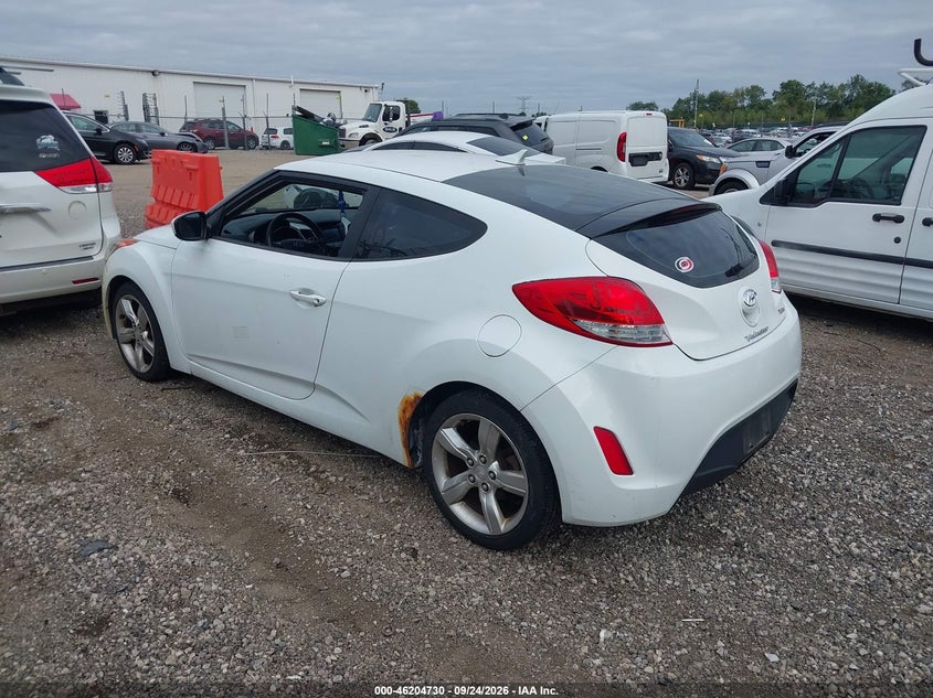 Vin: kmhtc6ad7cu050864, lot: 46704642, hyundai veloster gray int 20123