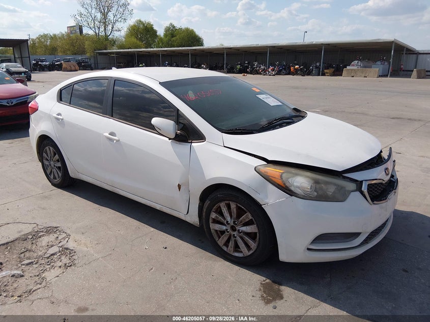 Vin: knafx4a60e5223050, lot: 46704969, kia forte lx 2014 img_1
