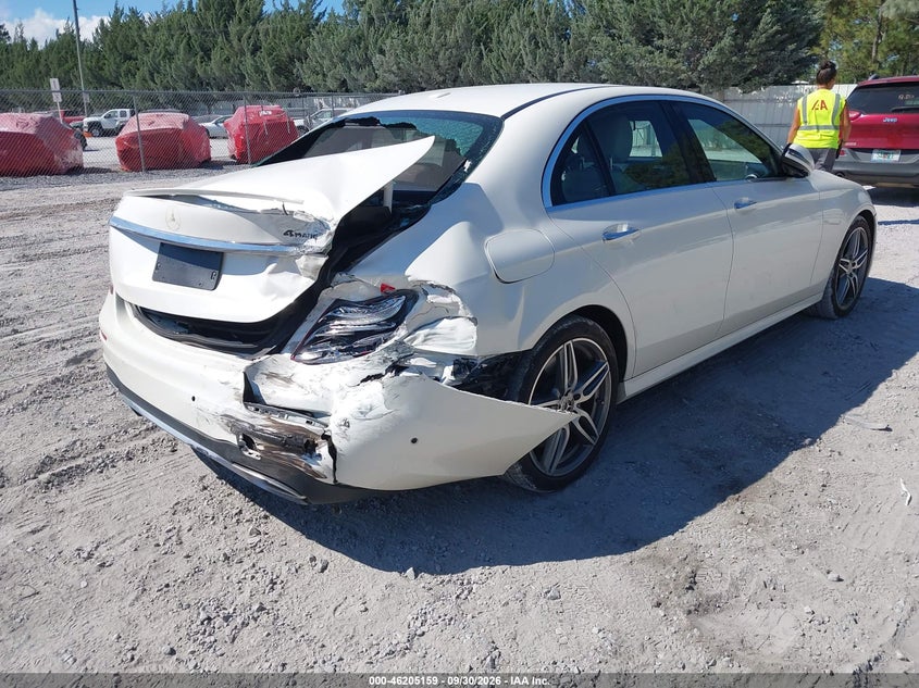 MERCEDES-BENZ E 400 - zdjęcie 4