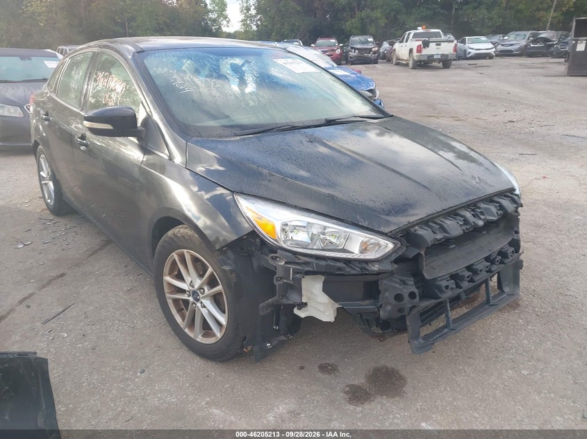 Vin: 1fadp3f29fl260353, lot: 46705125, ford focus se 20151