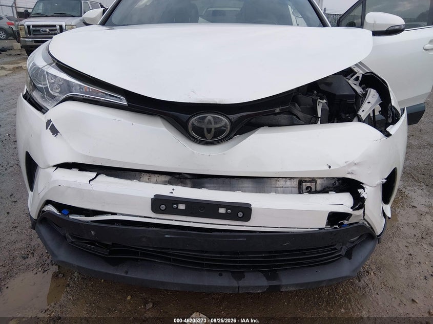 TOYOTA C-HR - zdjęcie 6