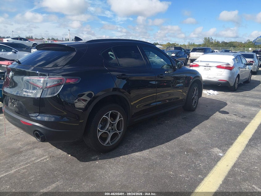Vin: zaspakan4s7d95724, lot: 46705403, alfa romeo stelvio sprint awd 20254