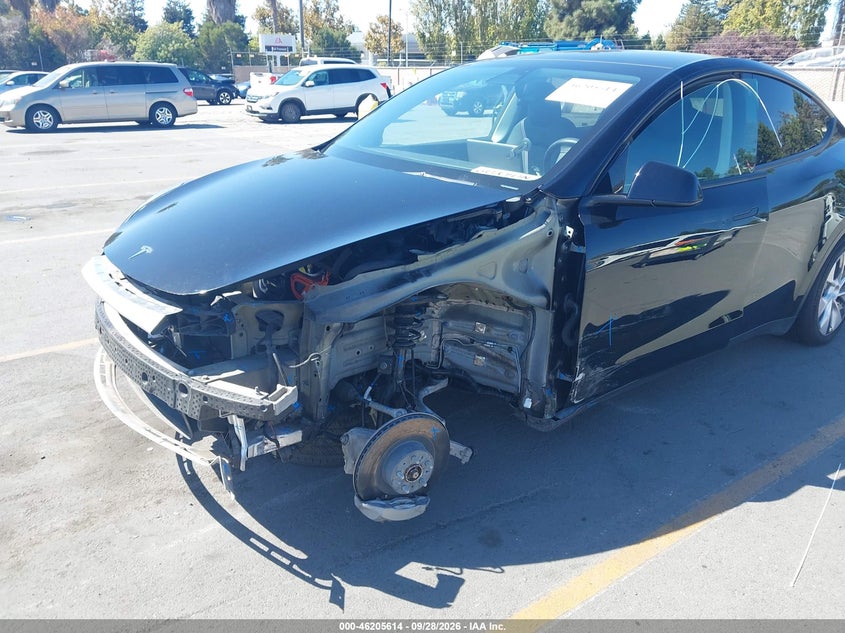 lot image 4
