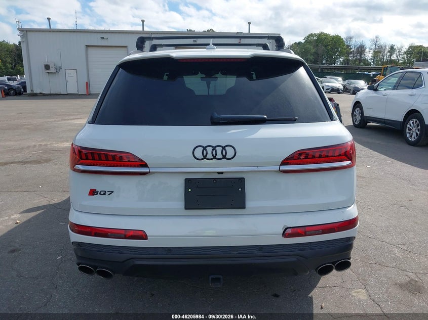 AUDI SQ7 - zdjęcie 17