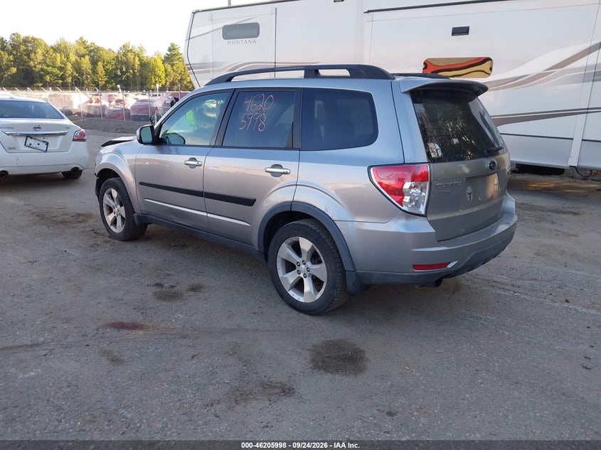 Vin: jf2sh6fc3ah774916, lot: 46705910, subaru forester 2.5xt limited 20103