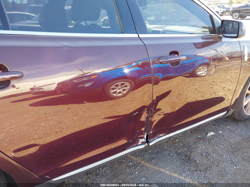 2011 LINCOLN MKS auction photo 6