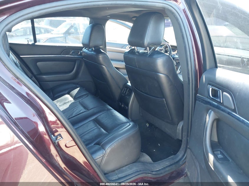 2011 LINCOLN MKS auction photo 8