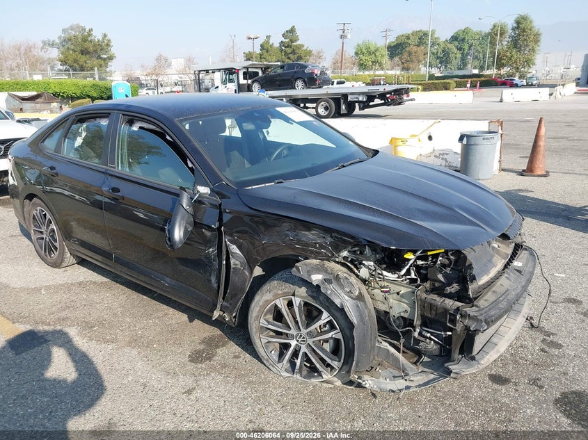 2024 Volkswagen Jetta 1.5T Sport, Перёд, IAAI, VIN 3VWBM7BU8RM075011