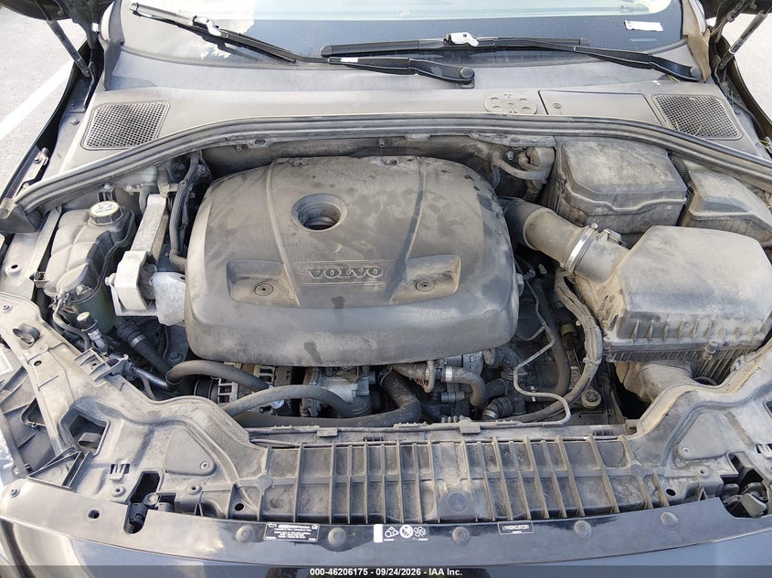 VOLVO S60 INSCRIPTION 2018 VIN LYV402HK2JB172361