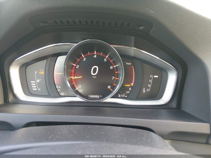 VOLVO S60 INSCRIPTION 2018 VIN LYV402HK2JB172361