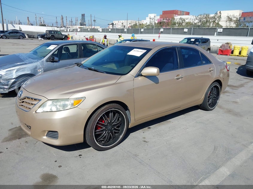 Vin: 4t1bf3ek6bu765031, lot: 46706097, toyota camry le 20112