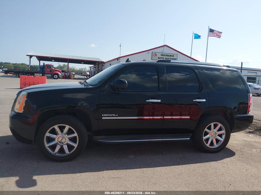 2011 GMC YUKON DENALI · Фото 14