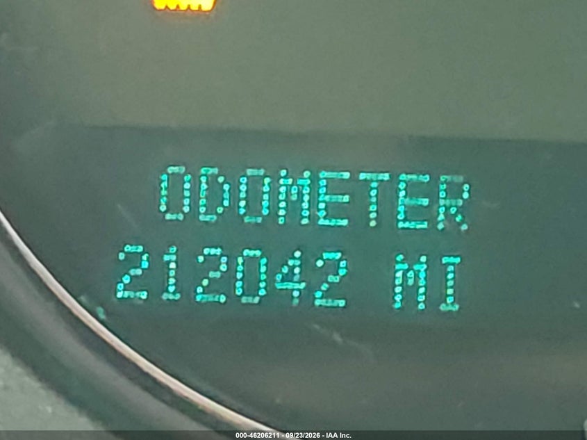 2011 GMC YUKON DENALI · Фото 15