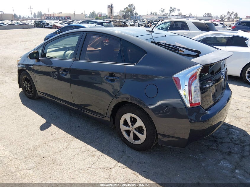 Vin: jtdkn3du1e1745592, lot: 46706199, toyota prius three 20143