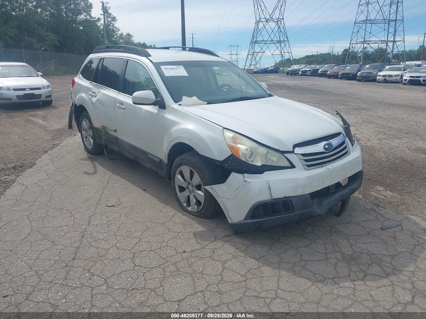2011 SUBARU OUTBACK auction photo 1