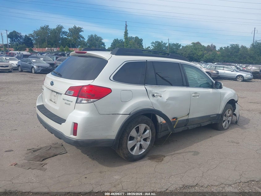 2011 SUBARU OUTBACK auction photo 4