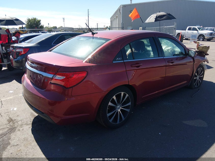 Vin: 1c3ccbcg0dn701935, lot: 46706300, chrysler 200 limited 20134
