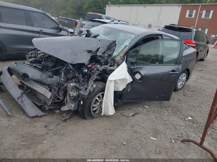 Vin: jtdkamfu2n3185276, lot: 46706441, toyota prius le 20222