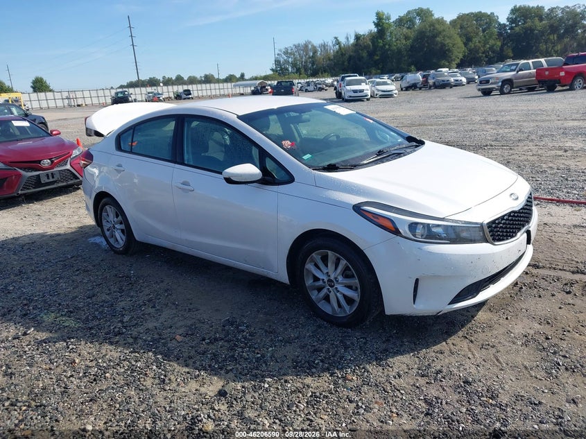 Vin: 3kpfl4a71he011063, lot: 46706502, kia forte lx 2017 img_1