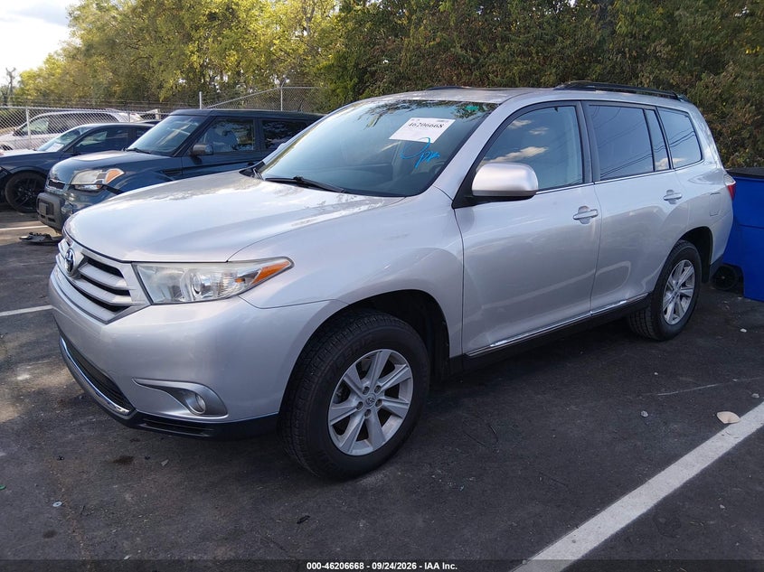 Vin: 5tdzk3eh7ds125825, lot: 46706580, toyota highlander se 20132