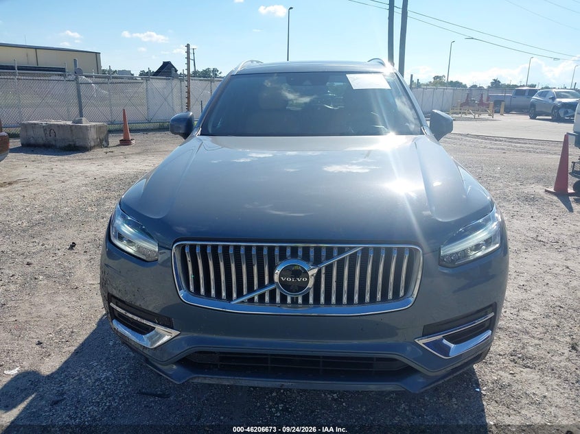 VOLVO XC90 - zdjęcie 12