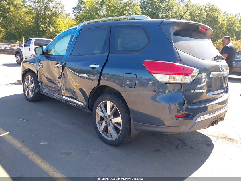 2013 NISSAN PATHFINDER PLATINUM · Фото 3